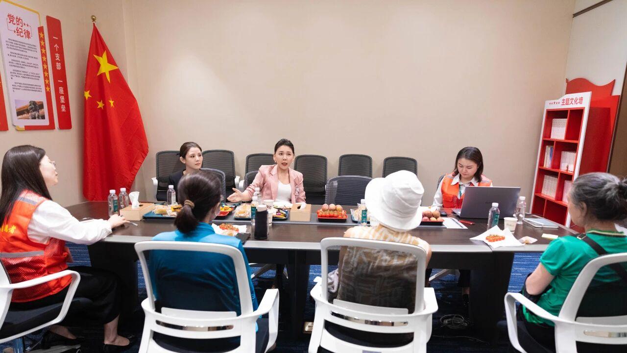 面对面倾听心声 心贴心优化服务——广州皇家丽肿瘤医院党支部召开患者“家人谈心会”