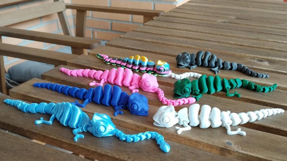 3D打印变色龙玩具手板-齐乐手板