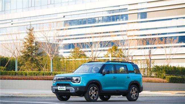 BJ30旅行家：一辆车，两种生活节奏的温柔衔接