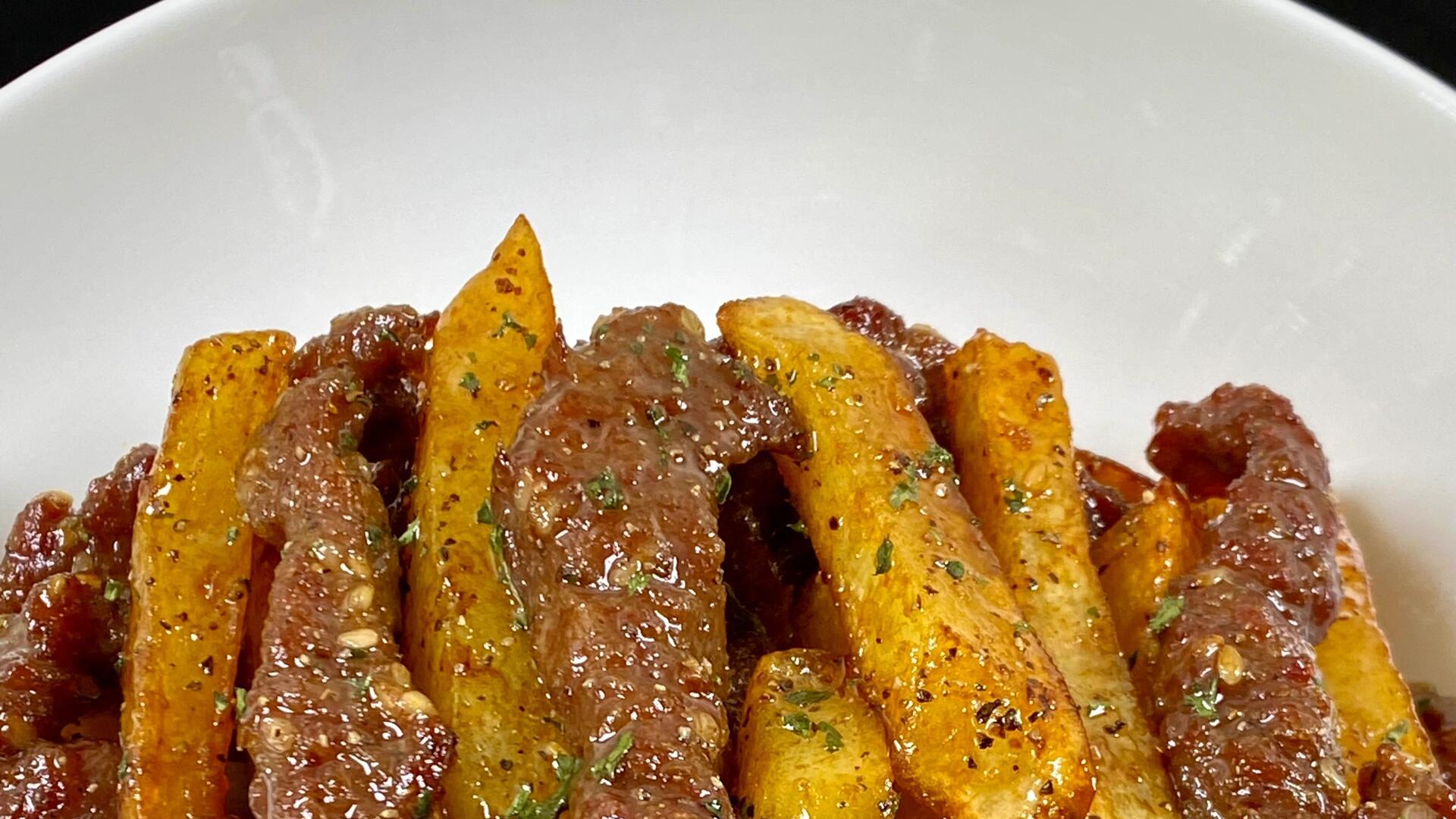 这道土豆炒牛肉真的是泰香了，巨巨巨好吃！土豆外酥里糯
