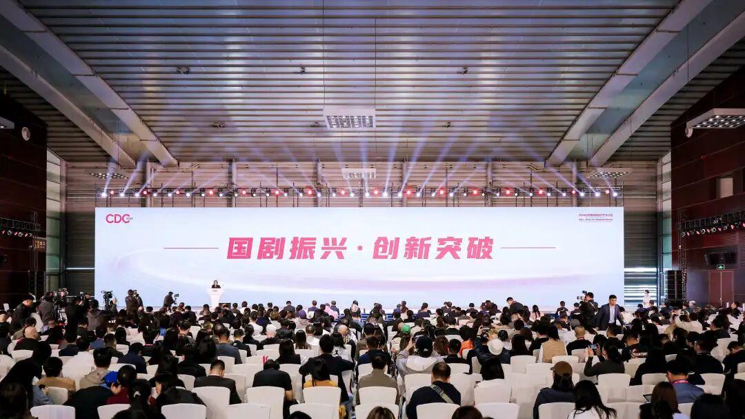 AI将省出5300亿、淘汰一半人！腾爱优芒红果提出什么新需求？