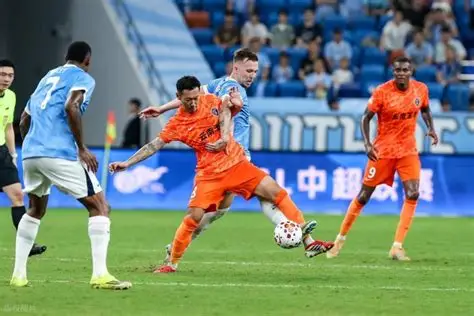 中超：云南玉昆4-3再胜深圳新鹏城，客场首胜复刻去年剧情