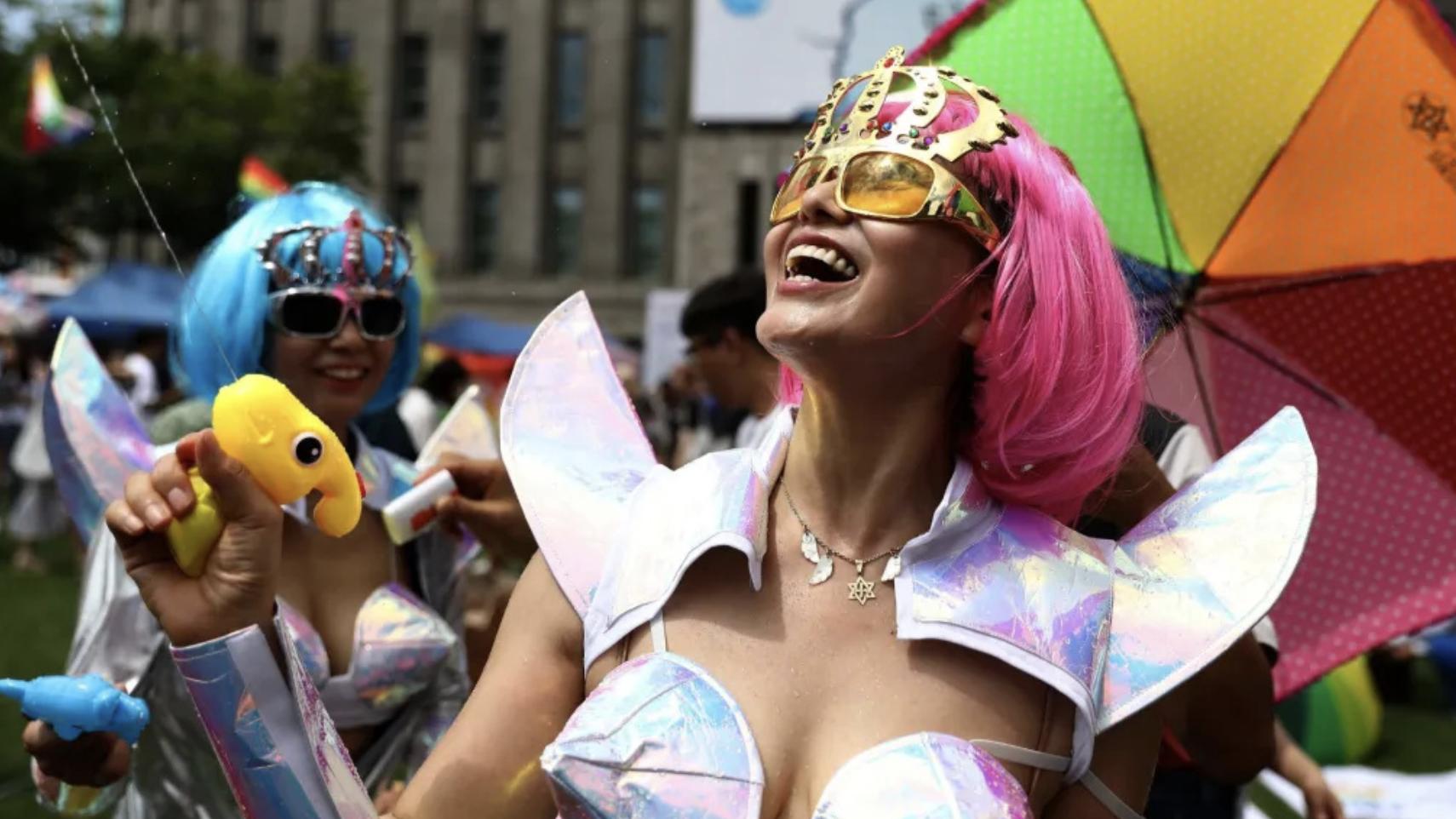 从百般阻挠到终获批，韩国跨性别基金会落地