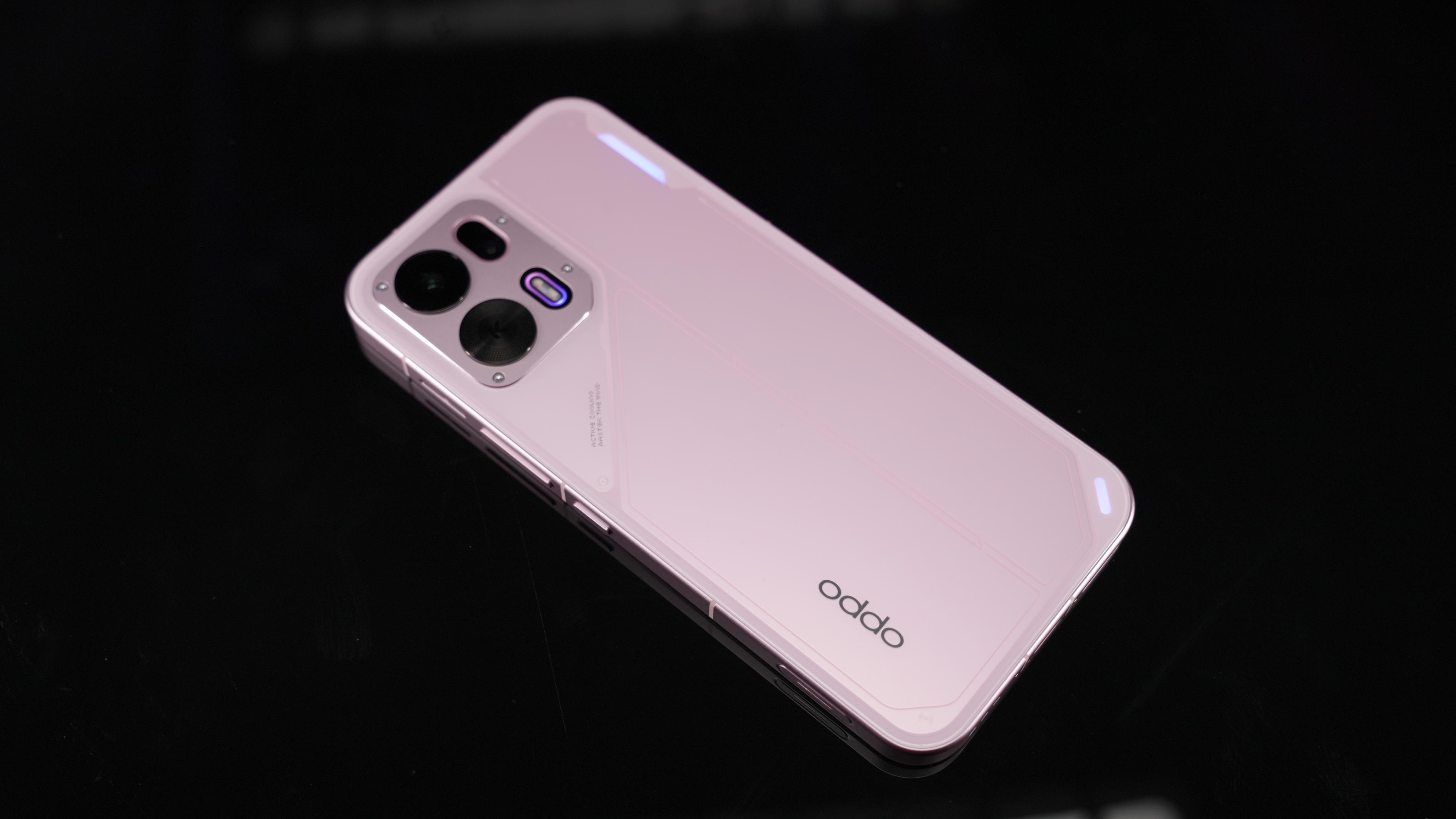 OPPO K15 Pro+ 图赏：“主动散热”新晋黑马