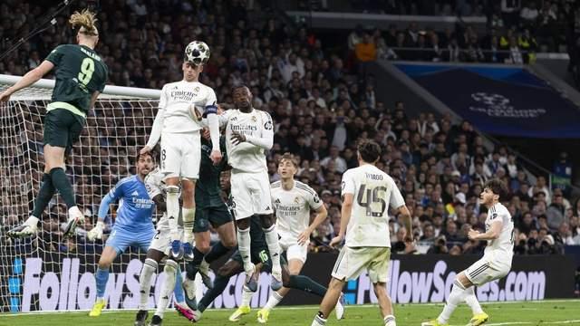 瓜迪奥拉获月度最佳主帅后没有下课风险，但有多线作战崩盘之忧！