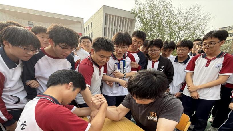 旧物焕新意，青春趣无限——北京市古城中学跳蚤市场活动圆满落幕