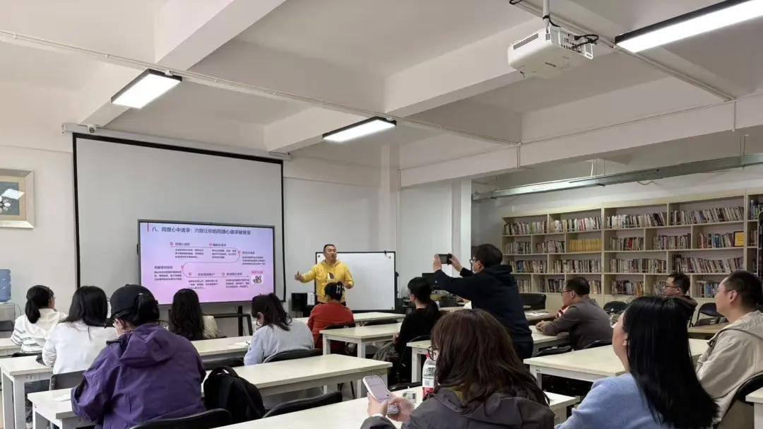 劳动之光耀春城 | 快来讲述你的奋斗故事！