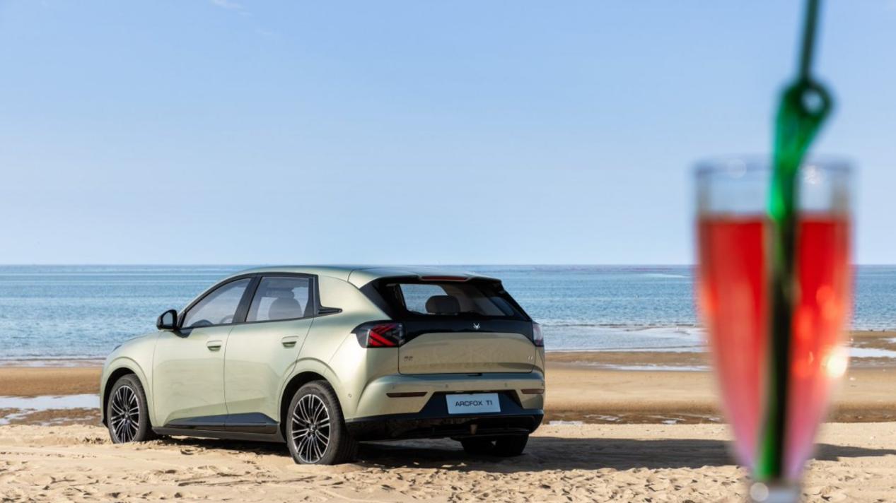 多场景家用首选，极狐T1与零跑A10全方位比拼