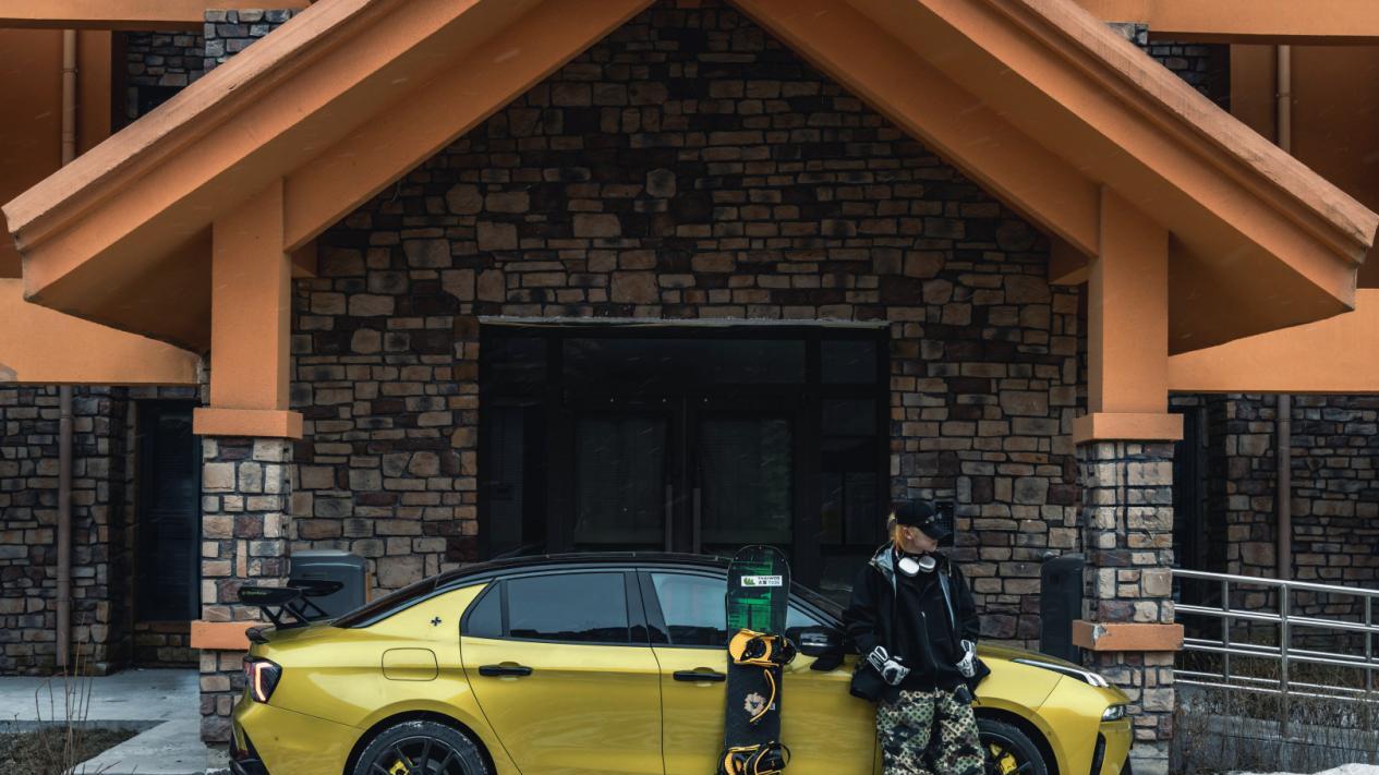 “冬日战神”10.38万起开回家！跟领克03家族嗨翻雪场