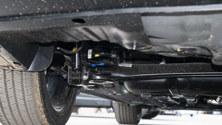 优惠价6.98万起，兼顾实用和舒适，试驾现代伊兰特