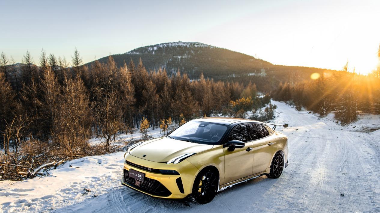 10.38万起！领克03家族带你雪场“开挂”，体验冰雪巅峰快乐