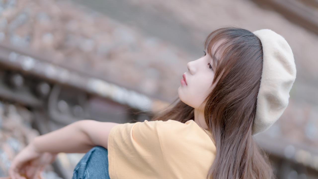 洞房夜，我笑把结婚证换成离婚证：顾少，三人婚床太挤了