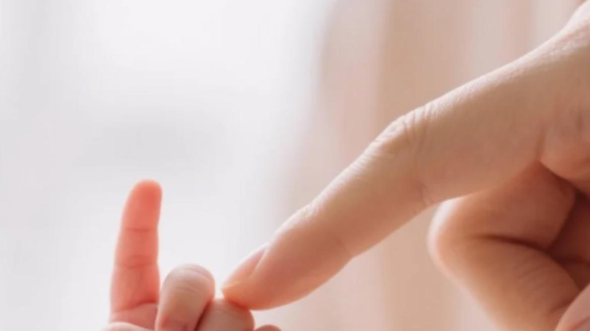 怀男孩“很早就有感觉”？这些“经验之谈”背后藏着多少误解