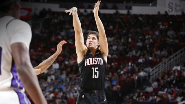 火箭队11人有得分，底薪后卫14+7 伤病让乌度卡醒悟 2将有轮换实力