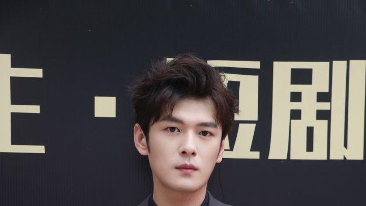 盛英豪携《司天录》亮相北影节星瀚影像盛典 解锁悬疑男主新形象