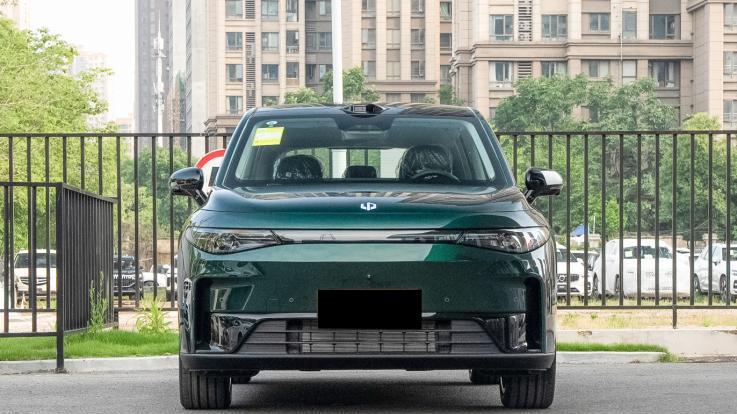 增程式210激光雷达版更实用！零跑C10购车指南，不看后悔