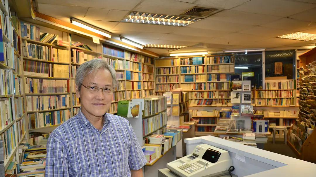 异域华文作家英培安——路边小石的阅读分享之五十七