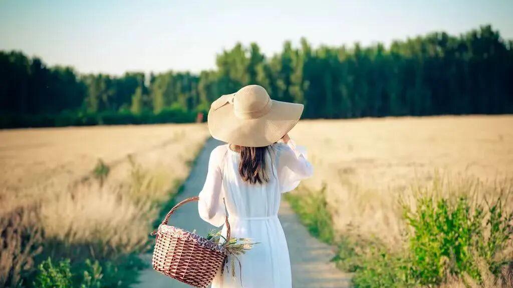 女人到中年，尽量不要让别人知道你的状态