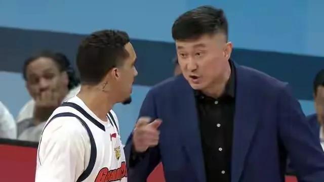 广东徐杰伤情更新，赛后杜峰收到两坏消息！