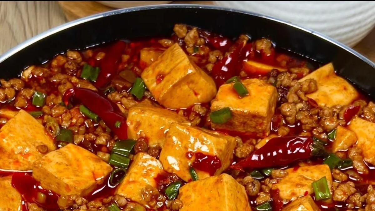 麻婆豆腐：麻辣鲜香的下饭神器，在家也能做出正宗川味！