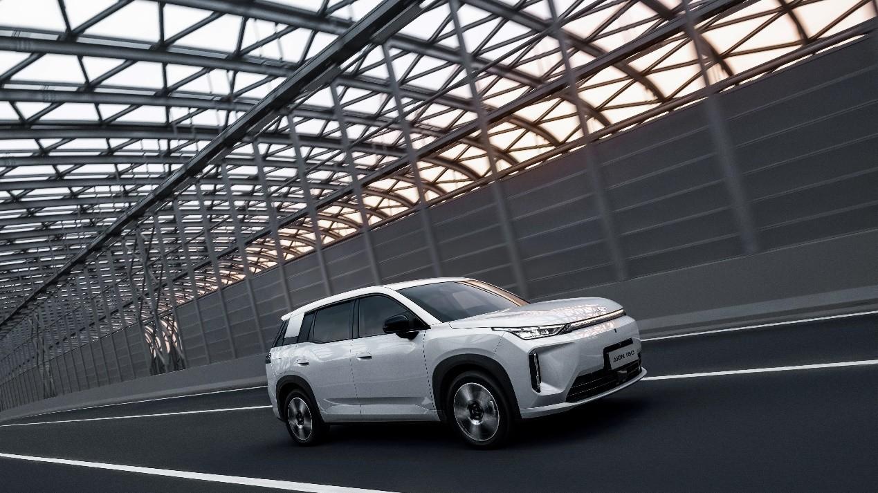 10.28万买210公里纯电续航 埃安i60增程马到成功版正式上市