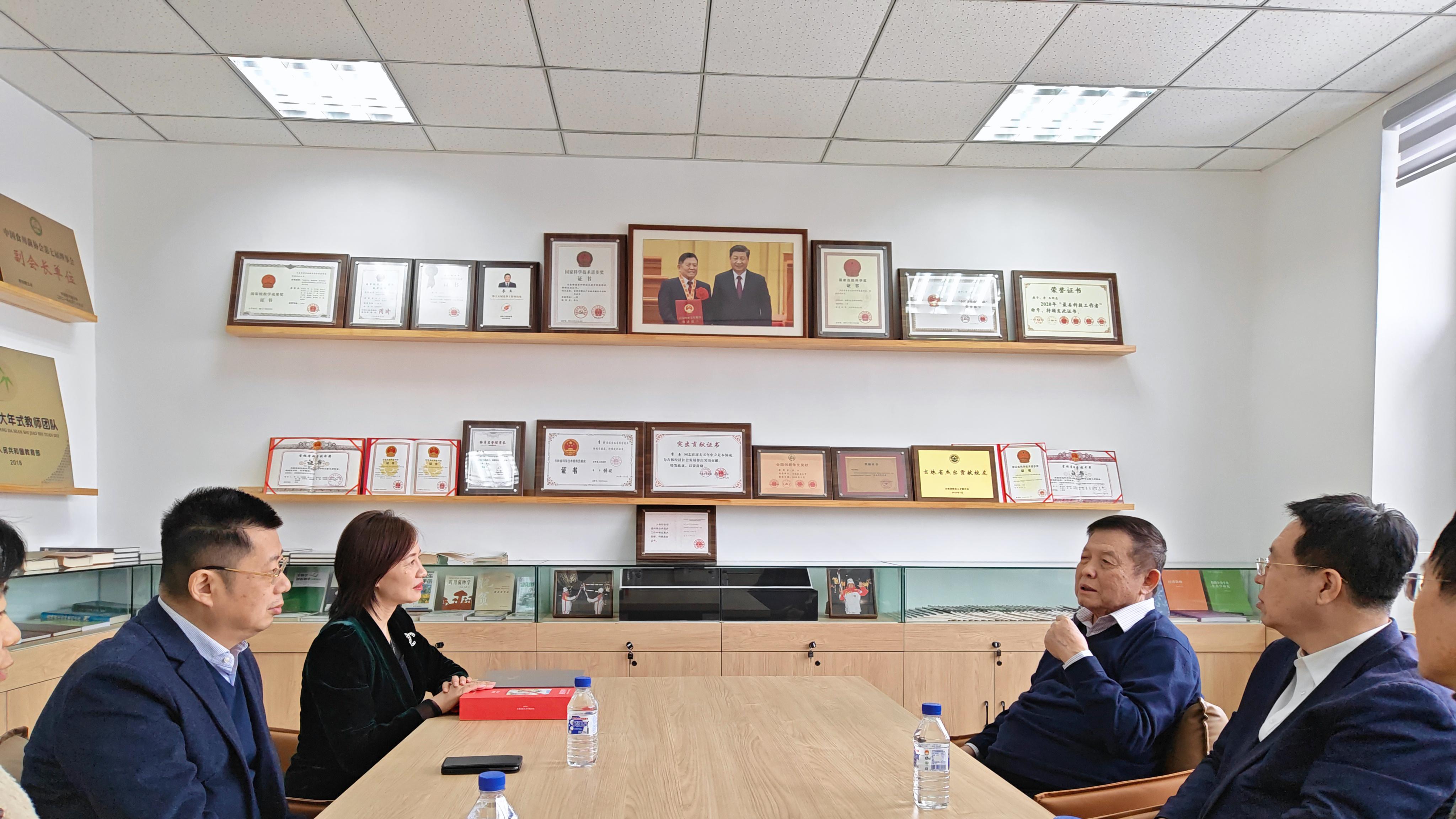 院士领衔 科技赋能 推动食药用菌产业以澳门为枢纽国际化战略布局