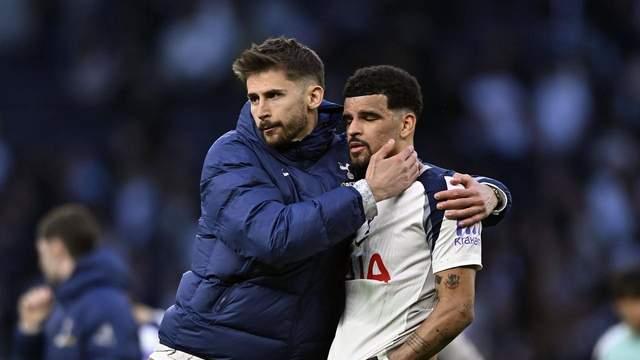 热刺西蒙斯世界波后脱衣狂欢被绝平！该将禁止脱衣庆祝写进队规！