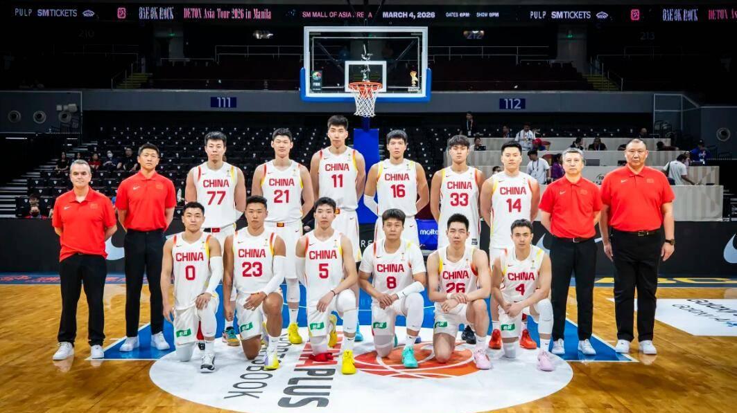 赵继伟首节8分余嘉豪9+5 男篮半场1分落后中国台北