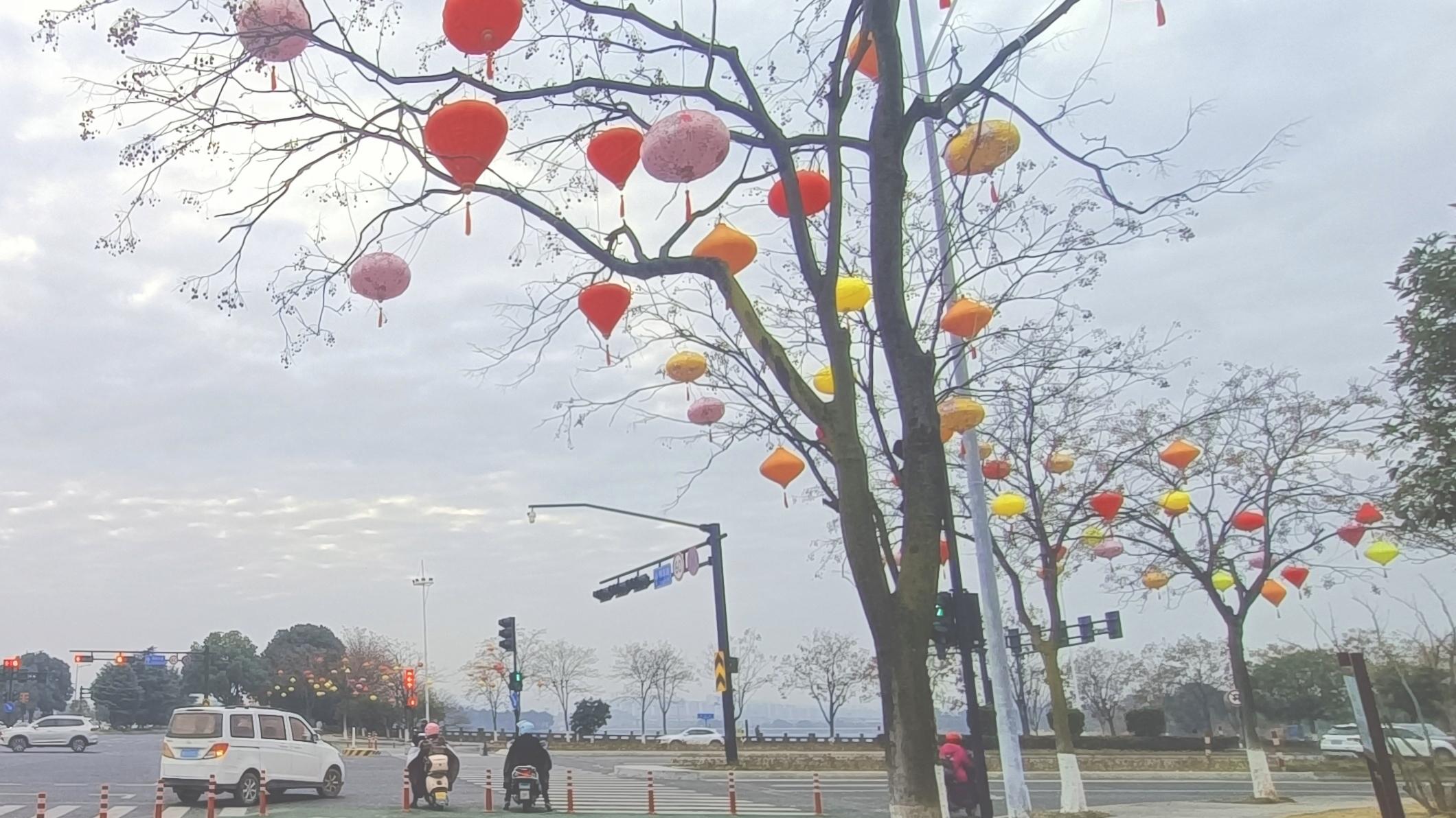 向上社交的底层逻辑：比人脉更重要的4项硬本领