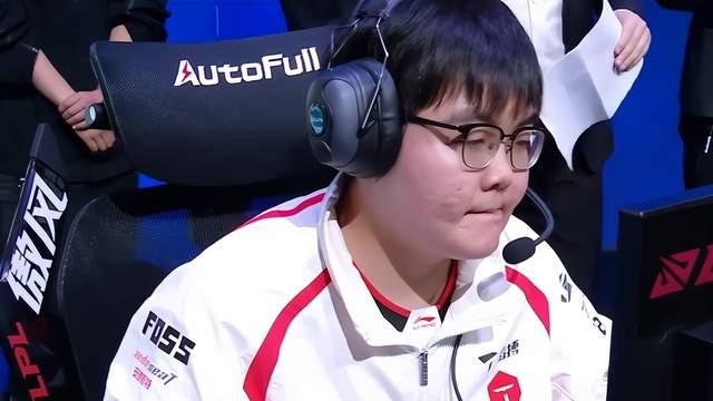 HLE遭遇两连败，Kanavi实力下滑严重，369被抓晕，离开阿水都不行