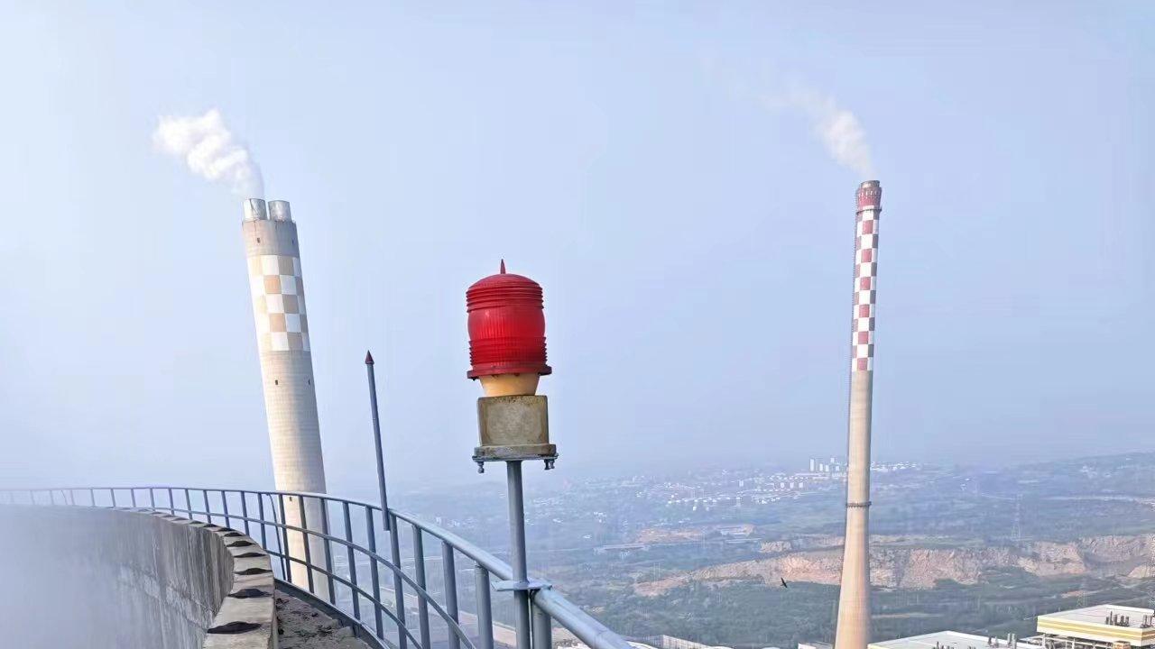 冷却塔航标灯安装更换 保障空域安全适配运维