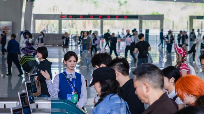 超3188万人次！四川成都地铁“五一”稳稳扛起城市客流