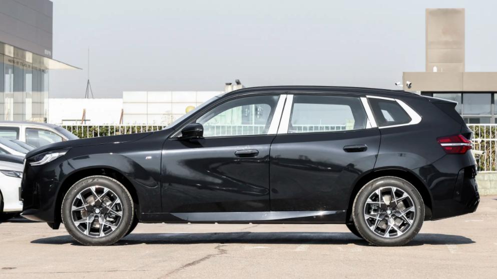 2.0T+8AT黄金动力，全系标配四驱，26款宝马X3销量依旧不佳？