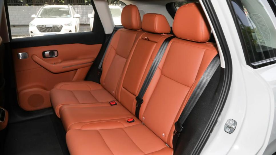 贵不一定就好，深度解析零跑C10，根据实际情况选买不出错