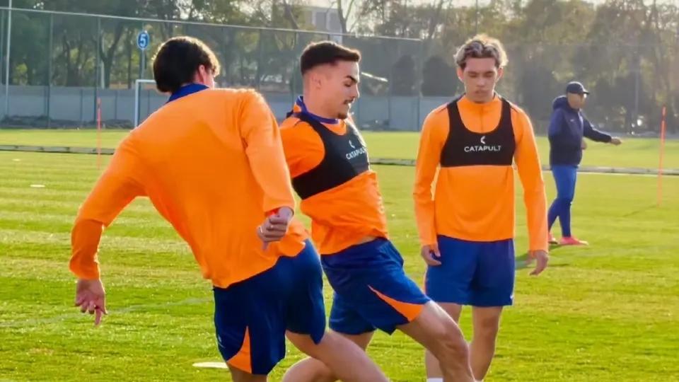 山东鲁能本赛季双线冲冠：引援补强与核心球员发力