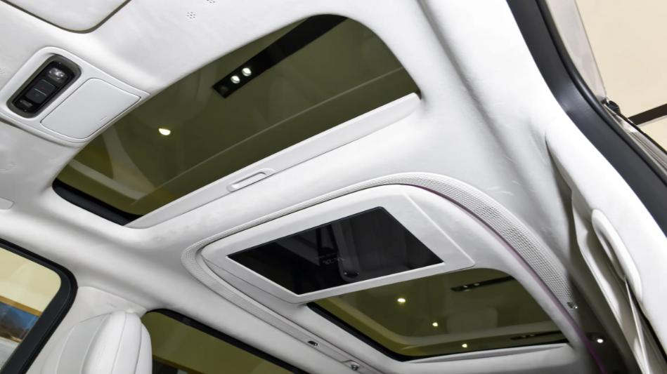 小鹏第二代VLA开启大规模推动，2026款小鹏X9纯电版先来打样