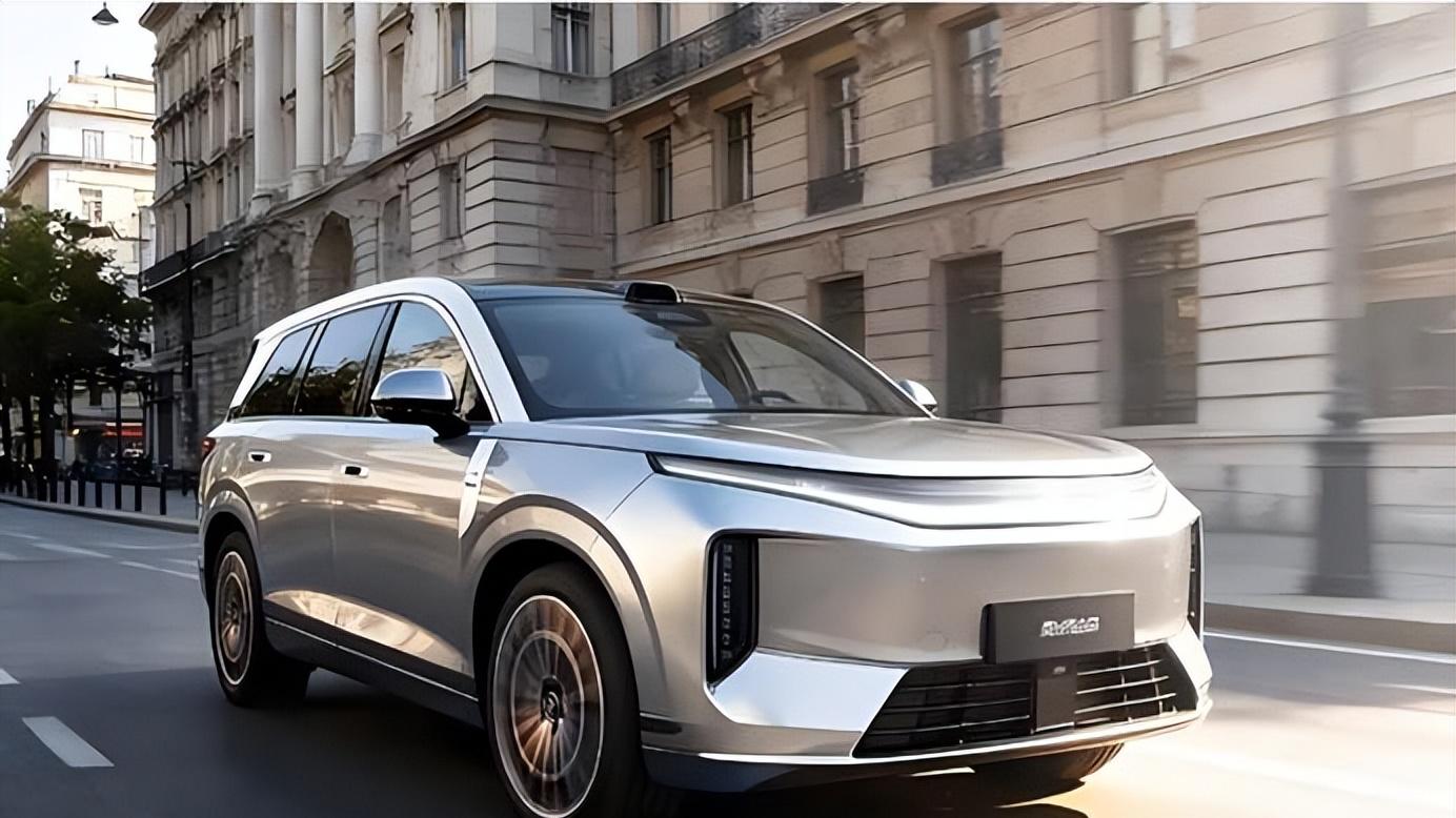 比亚迪大唐曝光 3米1轴距 充电比加油还快