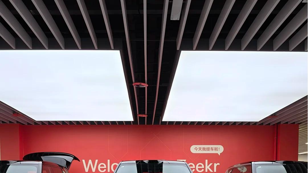 问界M9 or 极氪9X？奶爸的深夜emo…