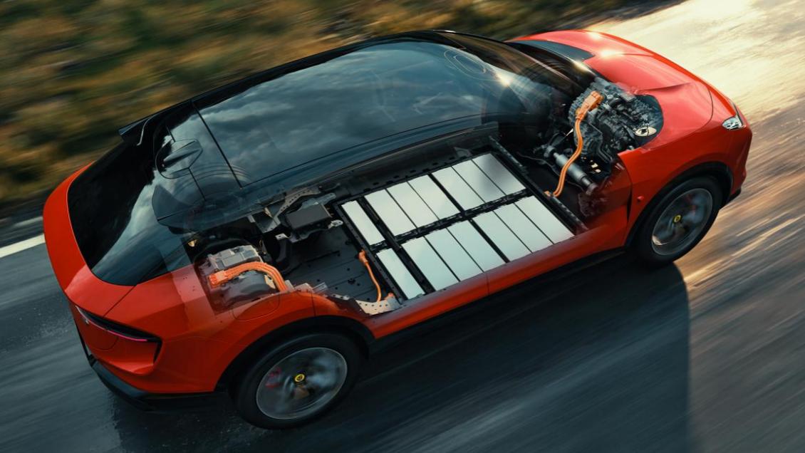 莲花For Me上市：当超跑SUV不再让用户做选择题