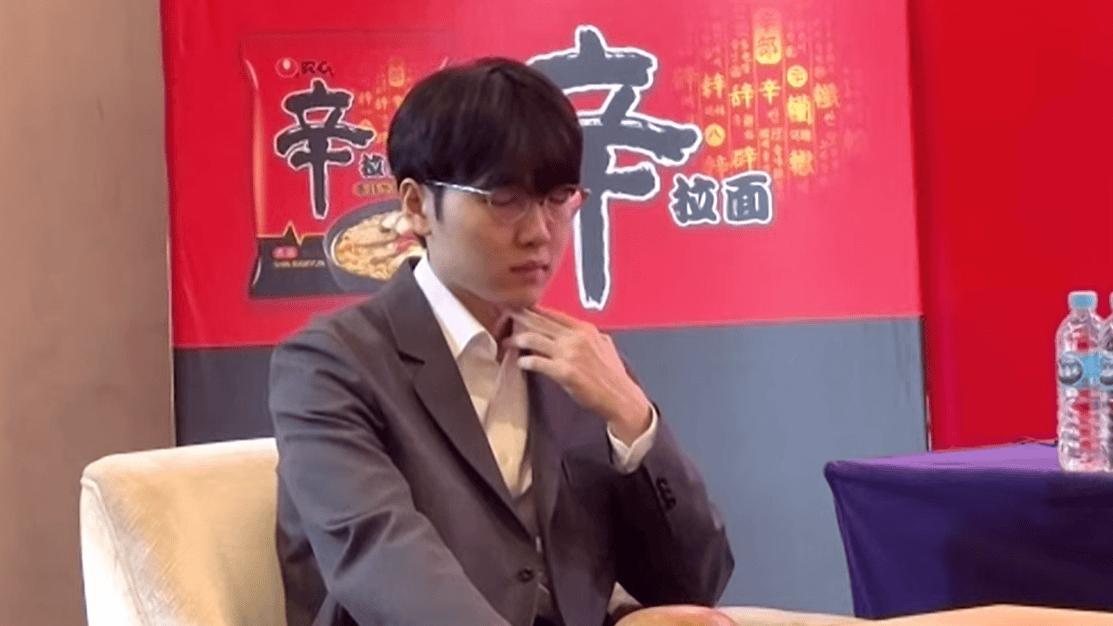 破局19连胜悬念！农心杯，王星昊看穿申真谞，序盘准确率远超申真谞！