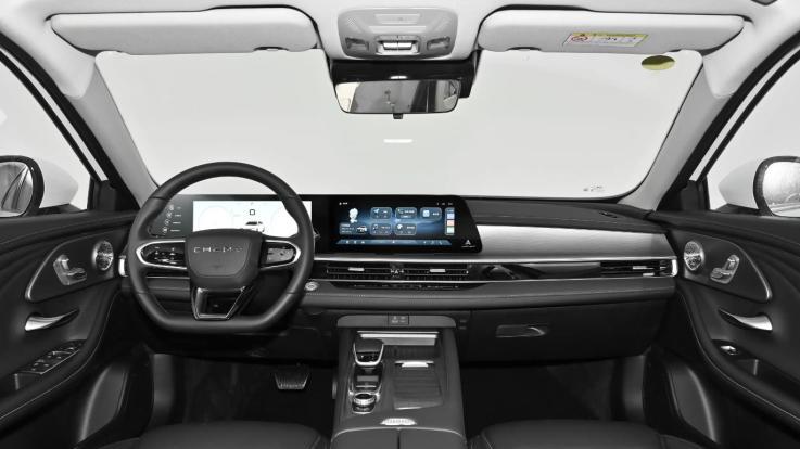 奇瑞艾瑞泽8车型配置差异解读，低配款性价比拉满，为什么不推荐