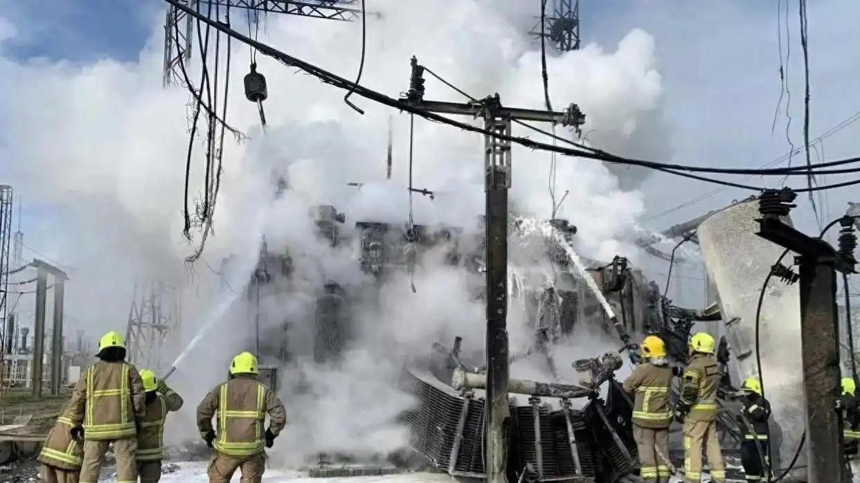 你袭油库，我不许炸电厂？乌方认可跨境破坏，普京拒绝单边勒索