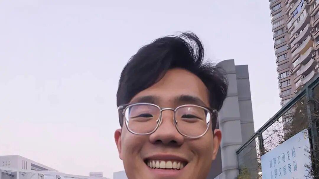 【新职业观察】上海研究生上门教成人骑自行车，两年收入27万元引热议