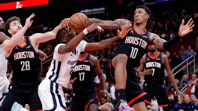 还剩22个主场！胜率联盟第一，火箭迎甜蜜赛程，斯通还要继续补强