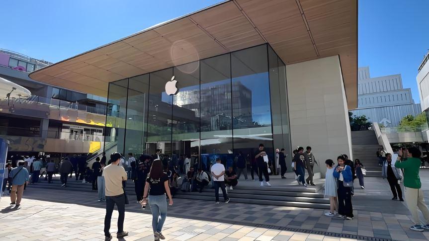 参数赢了，市场输了：安卓旗舰为何干不过“挤牙膏”的iPhone？