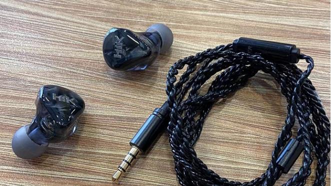 颜值音质双在线，四款有线耳机是否合你口味