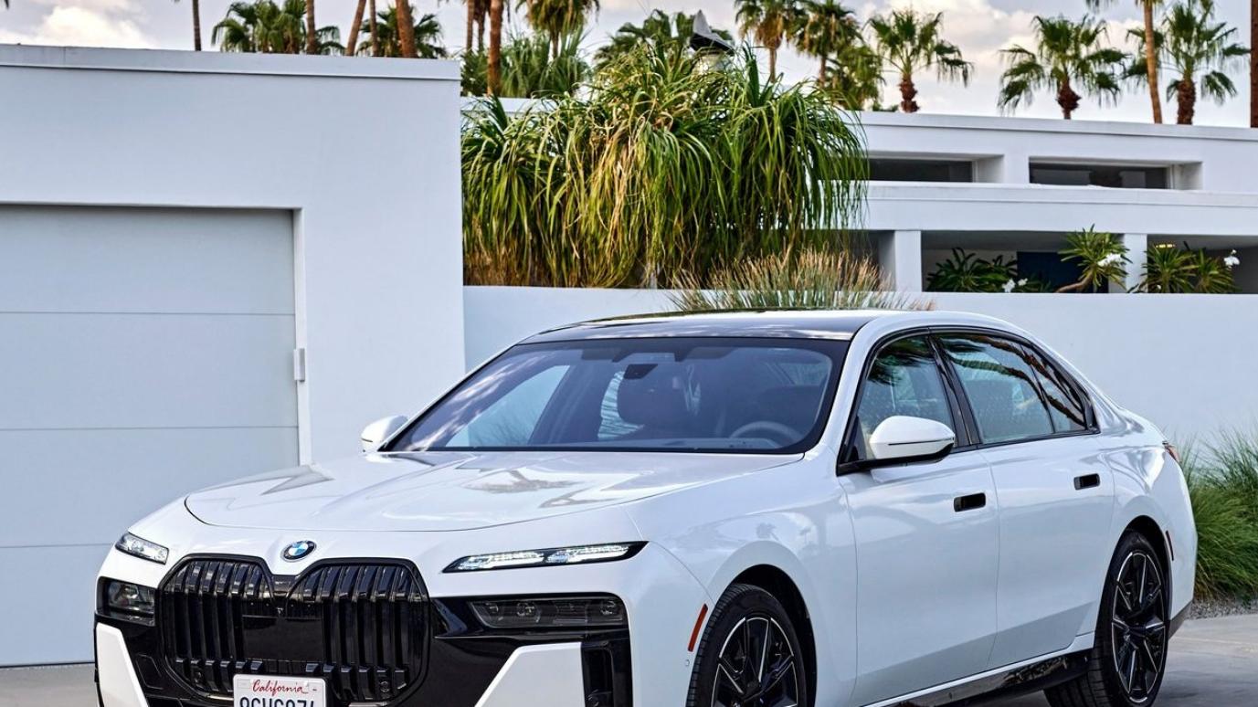 宝马7系小改款：取消L3自动驾驶，降为L2