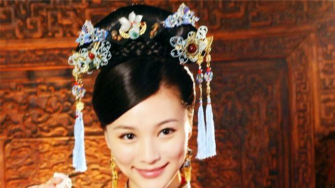 《宫锁心玉》徐麒雯自曝和胡歌吐槽品牌商，忘关麦被全场听见