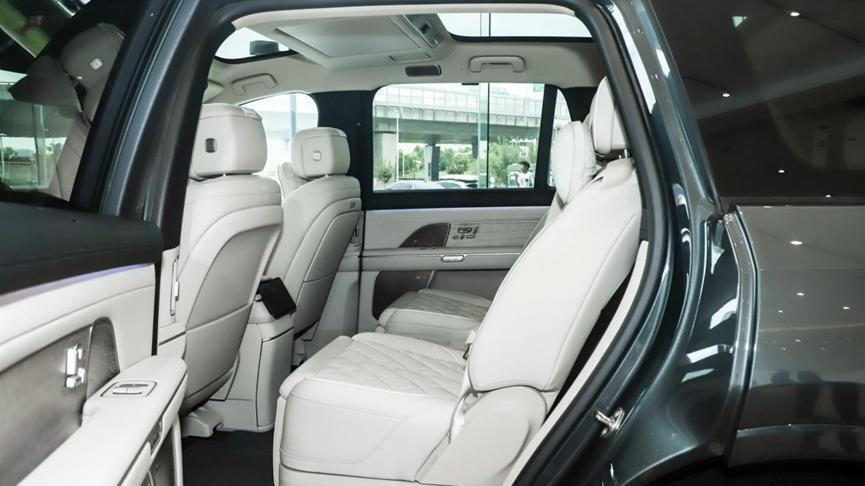 等等党又赢了？零跑D19实力对标蔚来ES8、理想L9，哪款车闭眼入？