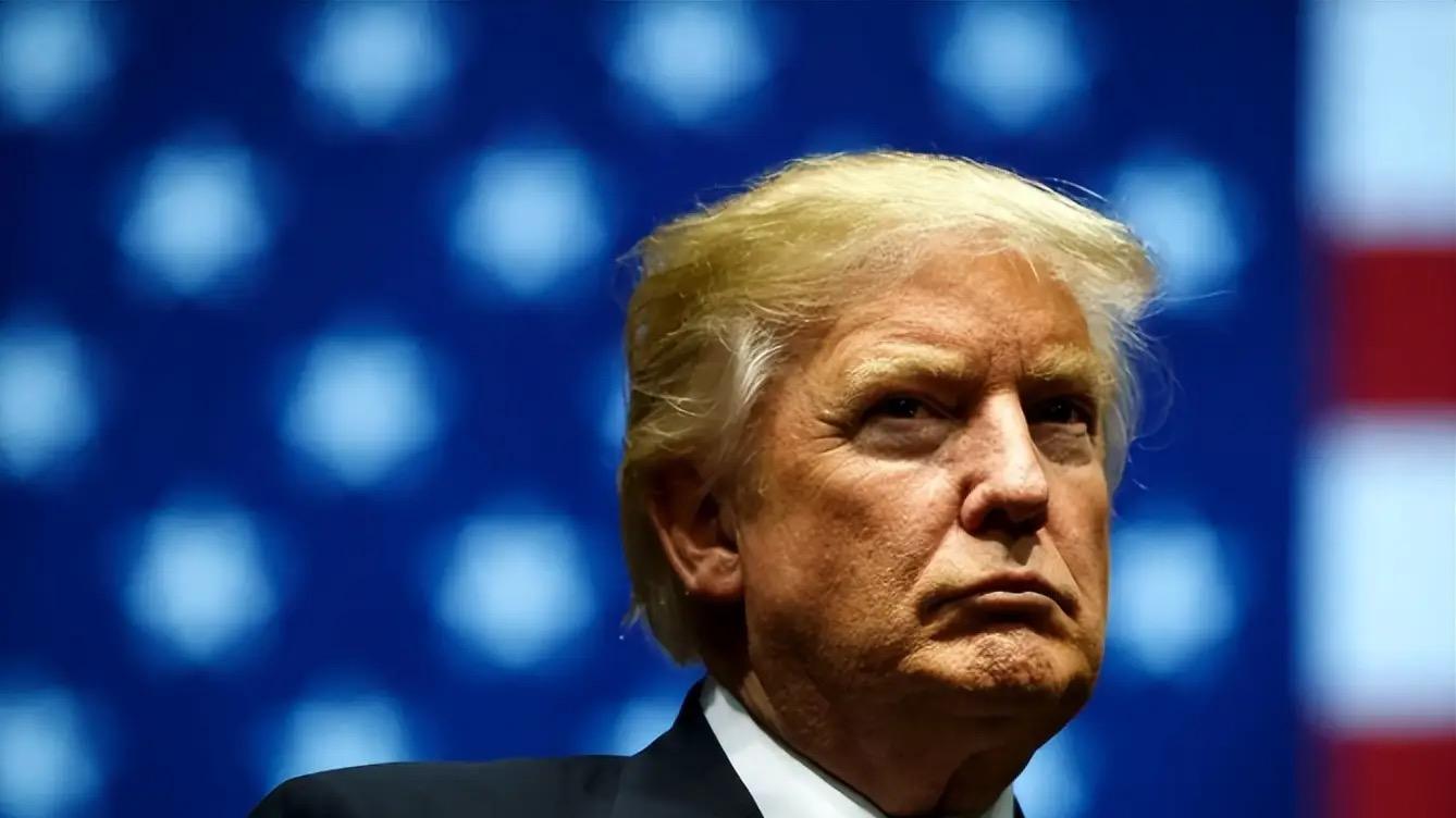 美国百城民众上街游行抗议对委军事行动：要和平，不要战争！